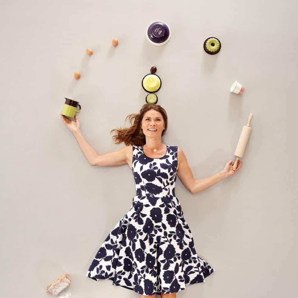 Khuôn Nướng Bánh Tròn Riess Edition Sarah Wiener 0495-573 22cm ChocolateVanilla